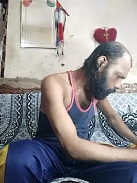 BadBoySmoker7070 online show from October 23, 2025, 4:39 pm