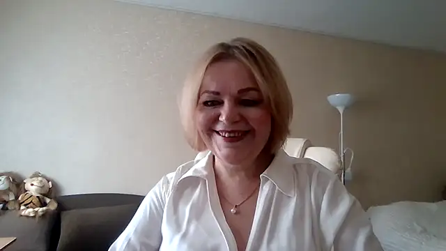 Snapshot of SofiyaPetrova chatting on March 6, 2026, 12:12 pm SofiyaPetrova online show from March 6, 2026, 12:12 pm