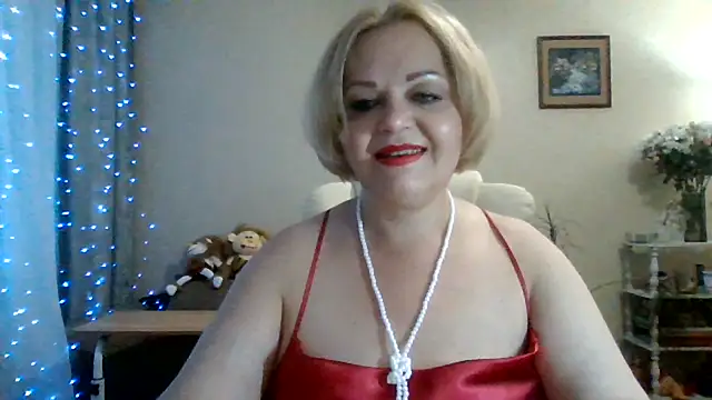 SofiyaPetrova online show from May 28, 2026, 6:05 pm