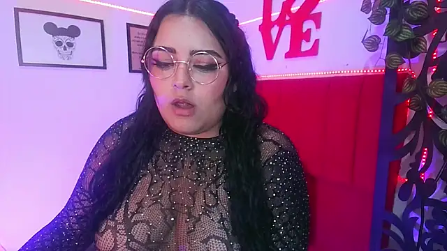 Snapshot of moon_sunflower chatting on February 25, 2025, 4:46 am moon sunflower online show from February 25, 2025, 4:46 am