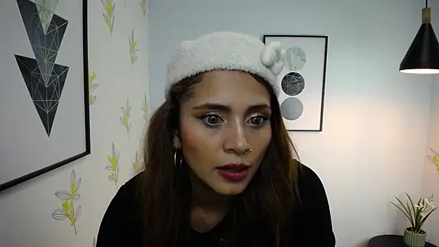 Snapshot of elibaker_ chatting on December 5, 2024, 4:09 am elibaker online show from December 5, 2024, 4:09 am