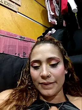 Snapshot of elibaker_ chatting on December 13, 2024, 8:41 am elibaker online show from December 13, 2024, 8:41 am