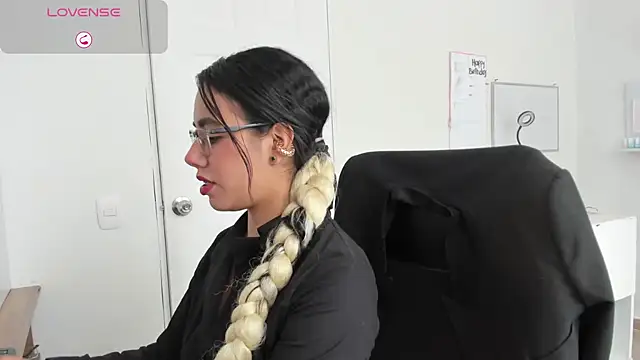 susana monroy online show from October 16, 2025, 7:15 pm