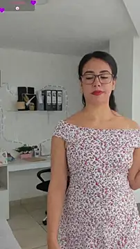 Snapshot of susana_monroy chatting on May 13, 2026, 7:11 pm susana monroy online show from May 13, 2026, 7:11 pm