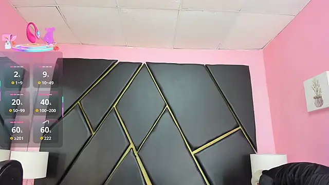 Snapshot of MilanZaire chatting on November 22, 2025, 12:31 am MilanZaire online show from November 22, 2025, 12:31 am