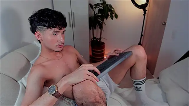 Snapshot of dimitri_targaryen chatting on January 9, 2025, 3:15 am dimitri targaryen online show from January 9, 2025, 3:15 am