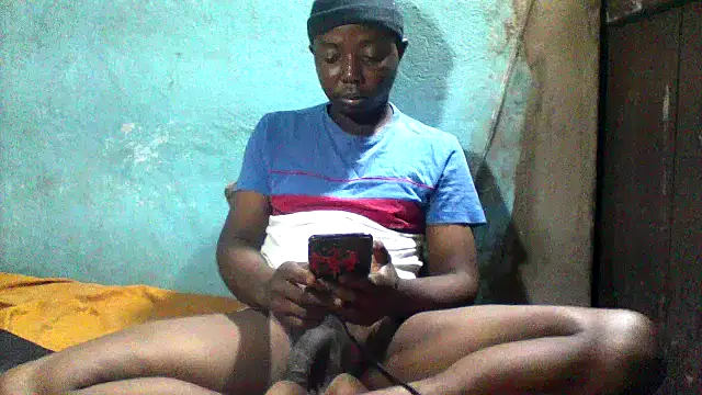 Snapshot of little__joy chatting on March 3, 2026, 9:42 pm little joy online show from March 3, 2026, 9:42 pm