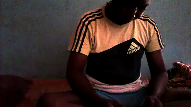 Snapshot of little__joy chatting on March 25, 2026, 12:33 pm little joy online show from March 25, 2026, 12:33 pm