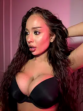 CardiSweetBaby online show from November 14, 2025, 2:27 pm