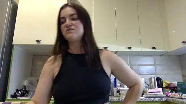 Karolina llove online show from September 26, 2025, 4:22 pm