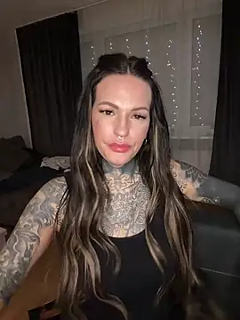 AileenInkOfficial online show from February 18, 2025, 7:09 pm