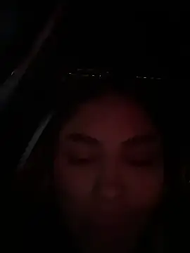 Snapshot of SaraParisi chatting on October 19, 2025, 11:16 pm SaraParisi online show from October 19, 2025, 11:16 pm