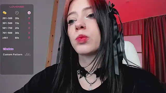 Snapshot of arielabradberry chatting on December 11, 2024, 5:15 pm arielabradberry online show from December 11, 2024, 5:15 pm