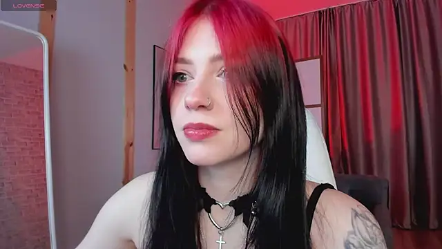 Snapshot of arielabradberry chatting on February 11, 2025, 4:35 pm arielabradberry online show from February 11, 2025, 4:35 pm