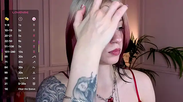 arielabradberry online show from November 20, 2025, 1:33 pm