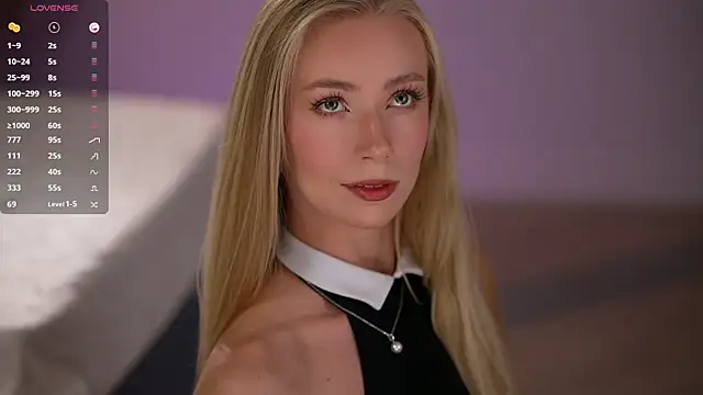 Snapshot of Vika54784 chatting on November 22, 2025, 5:39 am Vika54784 online show from November 22, 2025, 5:39 am