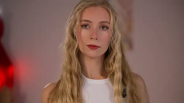 Snapshot of Vika54784 chatting on January 18, 2026, 6:28 am Vika54784 online show from January 18, 2026, 6:28 am