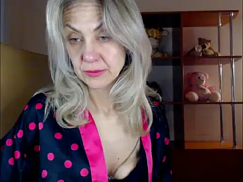 Tanya6547 online show from March 3, 2025, 8:16 am