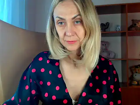 Tanya6547 online show from October 21, 2025, 10:38 am