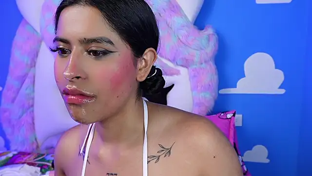 miss romyna online show from February 21, 2025, 12:28 pm