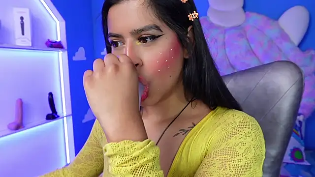 miss romyna online show from February 24, 2025, 11:10 am