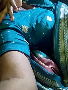 Snapshot of Rojatelugu89 chatting on February 16, 2026, 4:58 pm Rojatelugu89 online show from February 16, 2026, 4:58 pm