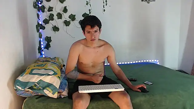 ALEJO-BAD-BOY-23 online show from March 22, 2025, 7:53 pm