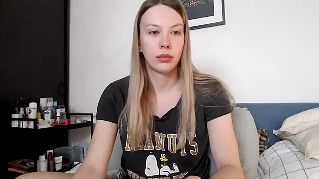 Snapshot of Scarlettford chatting on February 13, 2026, 11:06 am Scarlettford online show from February 13, 2026, 11:06 am