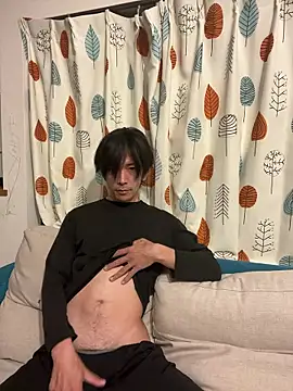 Snapshot of Katakuriko-Denpun chatting on February 11, 2026, 1:27 pm Katakuriko-Denpun online show from February 11, 2026, 1:27 pm