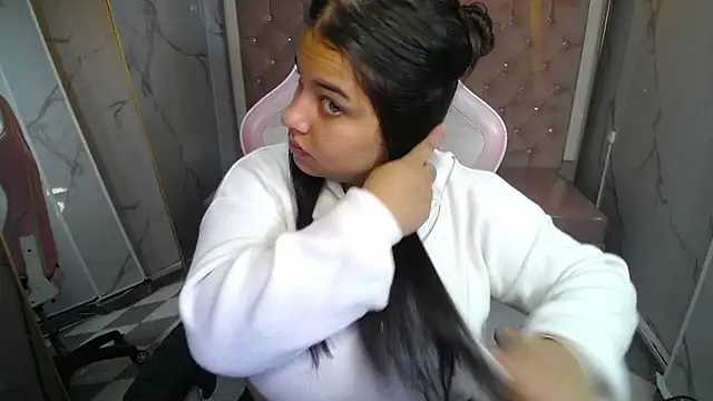 skeler lovd b  online show from April 9, 2026, 12:10 pm