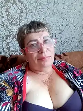 Snapshot of Lee_Nell chatting on December 16, 2024, 5:38 am Lee Nell online show from December 16, 2024, 5:38 am