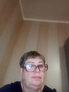 Snapshot of Lee_Nell chatting on December 18, 2024, 2:10 am Lee Nell online show from December 18, 2024, 2:10 am