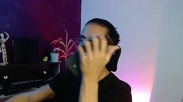 alejo x3 online show from March 16, 2025, 1:49 am