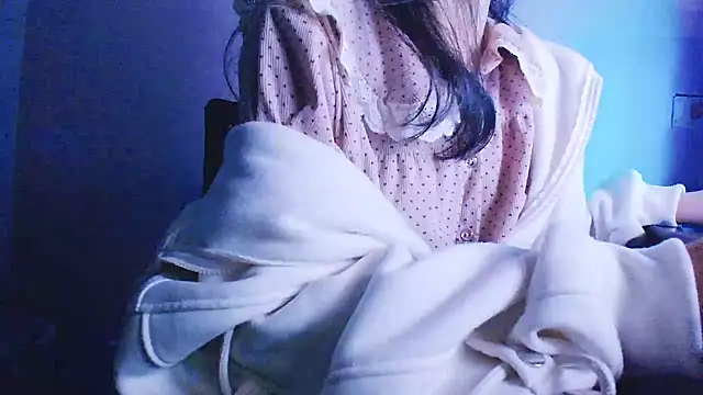 Baenee online show from January 11, 2025, 4:48 am