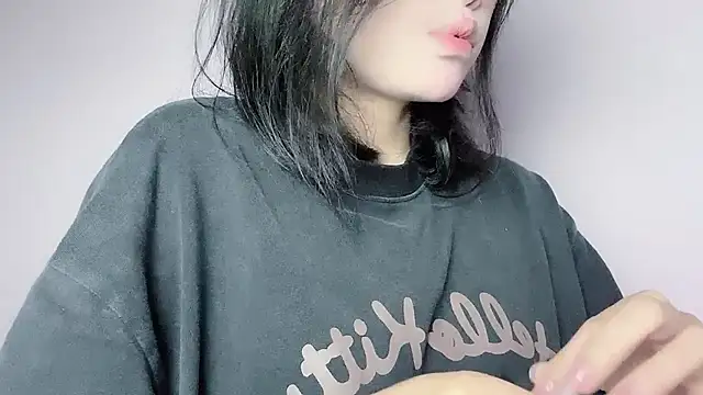 Snapshot of Baenee chatting on February 1, 2026, 5:11 pm Baenee online show from February 1, 2026, 5:11 pm