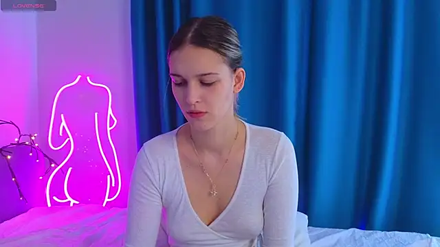 Snapshot of KimberliDean chatting on February 3, 2025, 7:29 am KimberliDean online show from February 3, 2025, 7:29 am