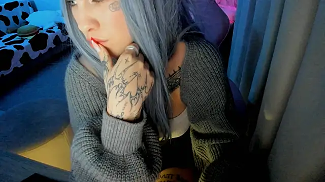 Ledy WWWII online show from December 7, 2024, 3:08 pm