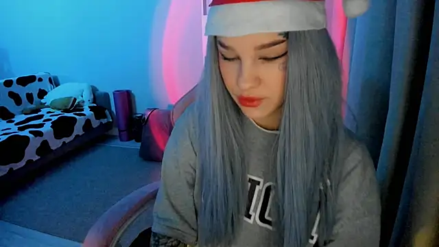 Ledy WWWII online show from December 8, 2024, 4:18 pm