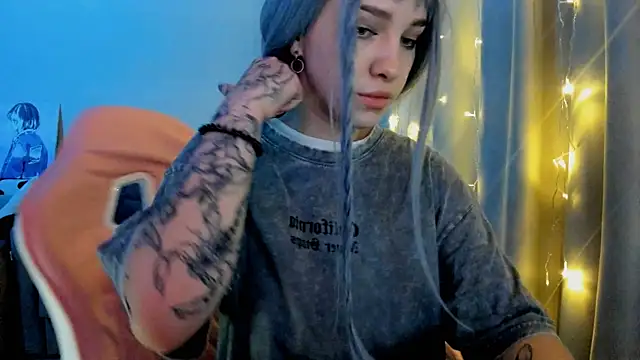 Ledy WWWII online show from January 21, 2025, 5:09 pm