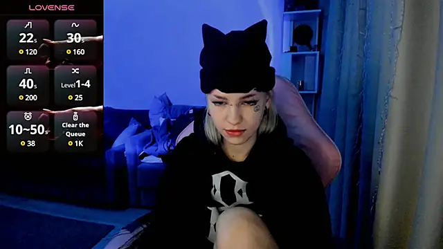 Ledy WWWII online show from February 26, 2025, 5:07 pm