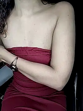 Leeeezzzz roy online show from September 30, 2025, 6:35 pm