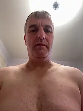 Snapshot of Fatbigtitsmarc chatting on October 26, 2025, 9:15 am Fatbigtitsmarc online show from October 26, 2025, 9:15 am