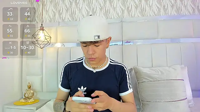 Snapshot of 1m_Joel chatting on October 5, 2025, 4:22 am 1m Joel online show from October 5, 2025, 4:22 am