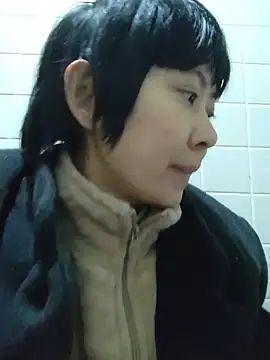 Snapshot of muuna9999 chatting on February 7, 2026, 12:09 pm muuna9999 online show from February 7, 2026, 12:09 pm