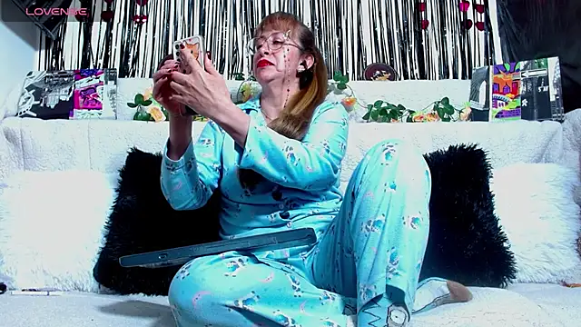 Snapshot of Wiktoria_Brownx chatting on April 18, 2026, 12:03 am Wiktoria Brownx online show from April 18, 2026, 12:03 am