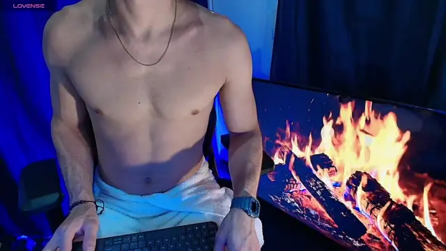 sexyboycolombi4 online show from April 7, 2026, 4:02 am