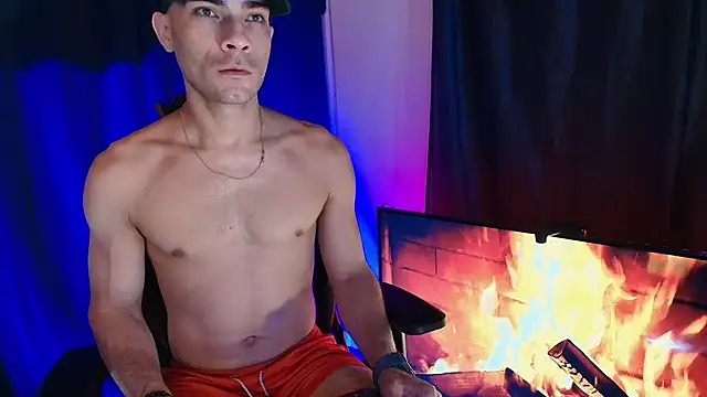 sexyboycolombi4 online show from April 13, 2026, 3:12 am