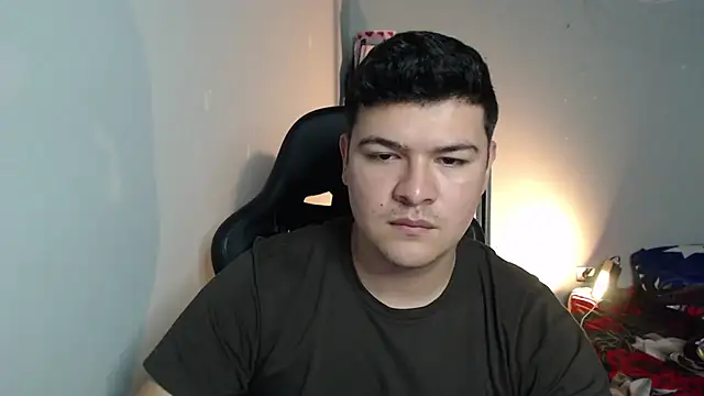 Snapshot of Plug_Control chatting on February 16, 2026, 8:49 pm Plug Control online show from February 16, 2026, 8:49 pm