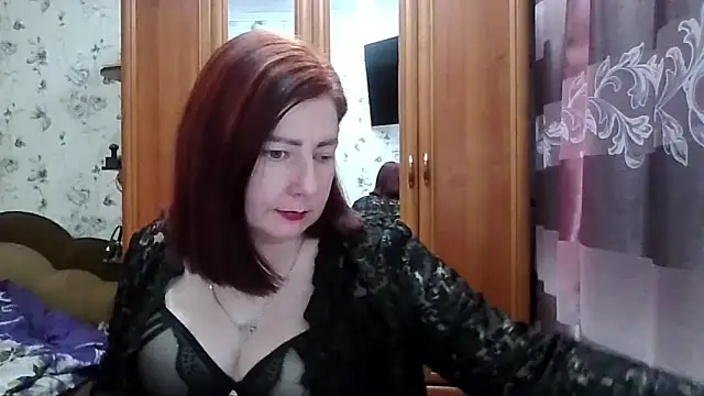 Snapshot of SophieNightAh chatting on February 16, 2026, 12:23 pm SophieNightAh online show from February 16, 2026, 12:23 pm