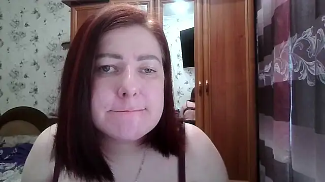 Snapshot of SophieNightAh chatting on February 20, 2026, 1:33 pm SophieNightAh online show from February 20, 2026, 1:33 pm